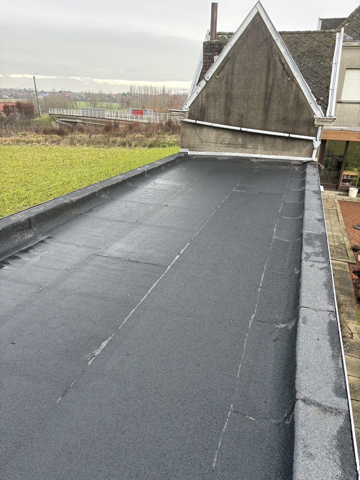 Plat dak · achterbouw — Dakwerken Devlin